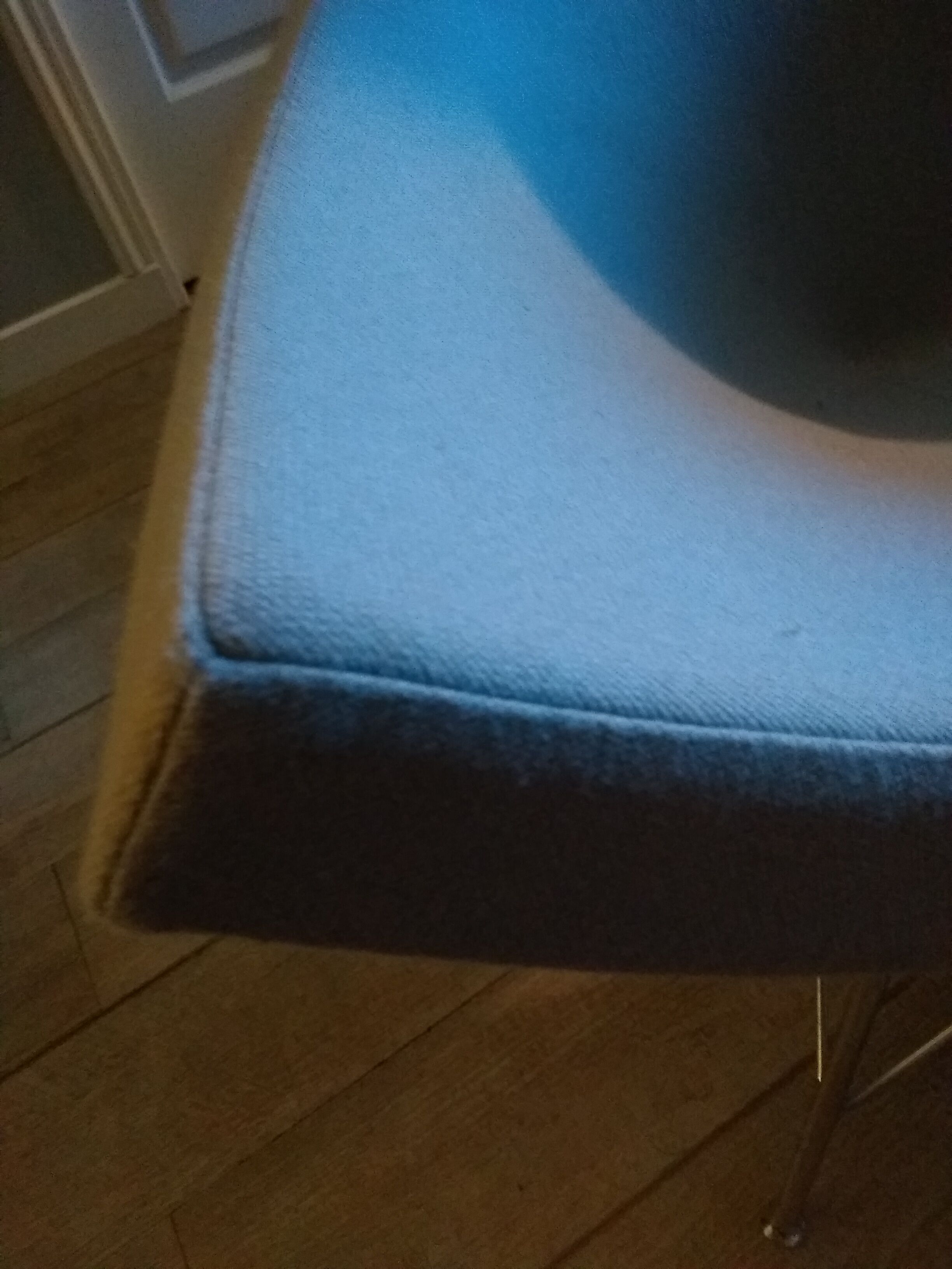 Georges nelson's coconut chair
