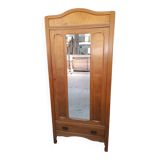 Vintage Parisian wardrobe - bonnetière