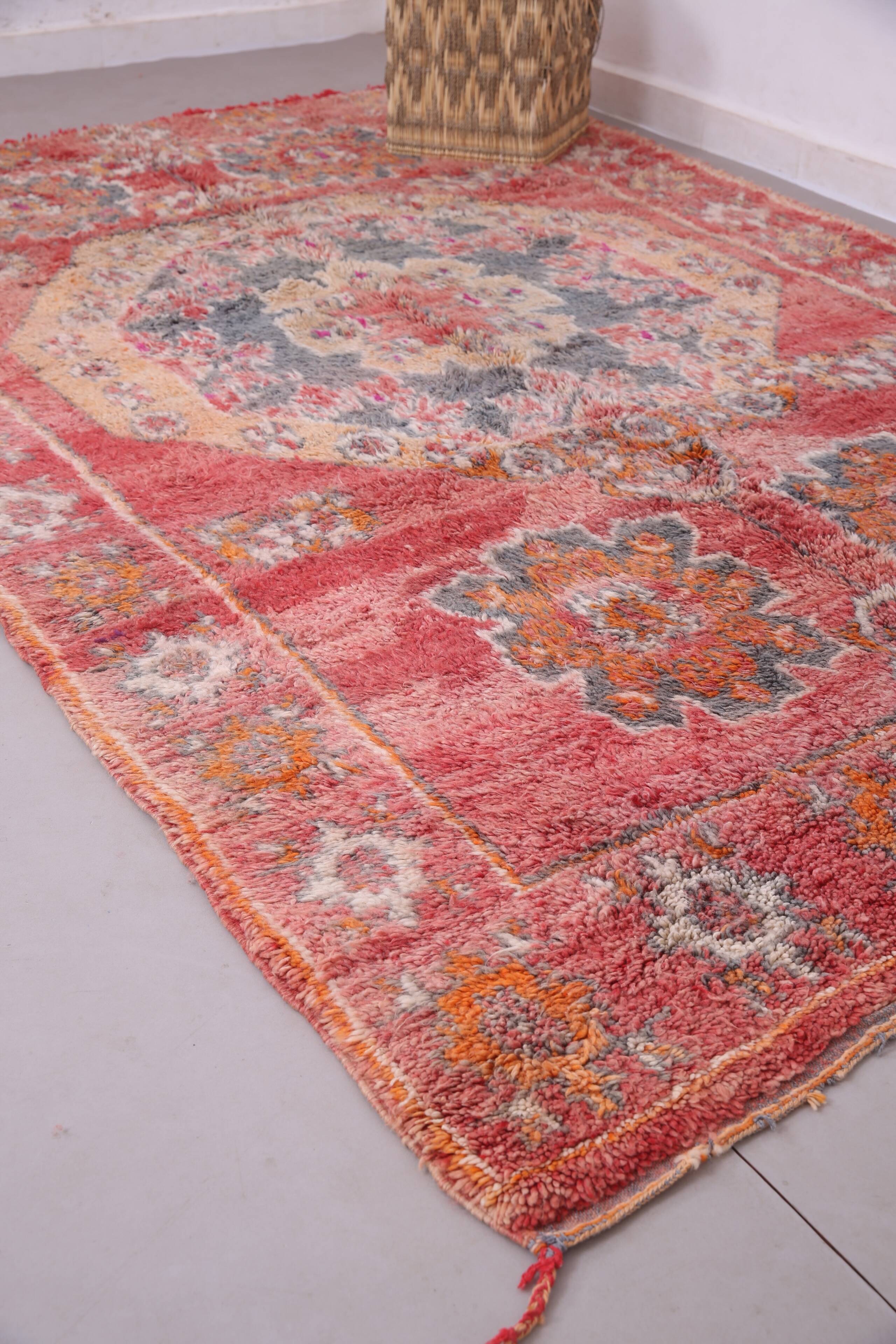 Vintage Moroccan Rug 200 x 306 cm, Berber Wool Rug, Handmade Bohemian Rug