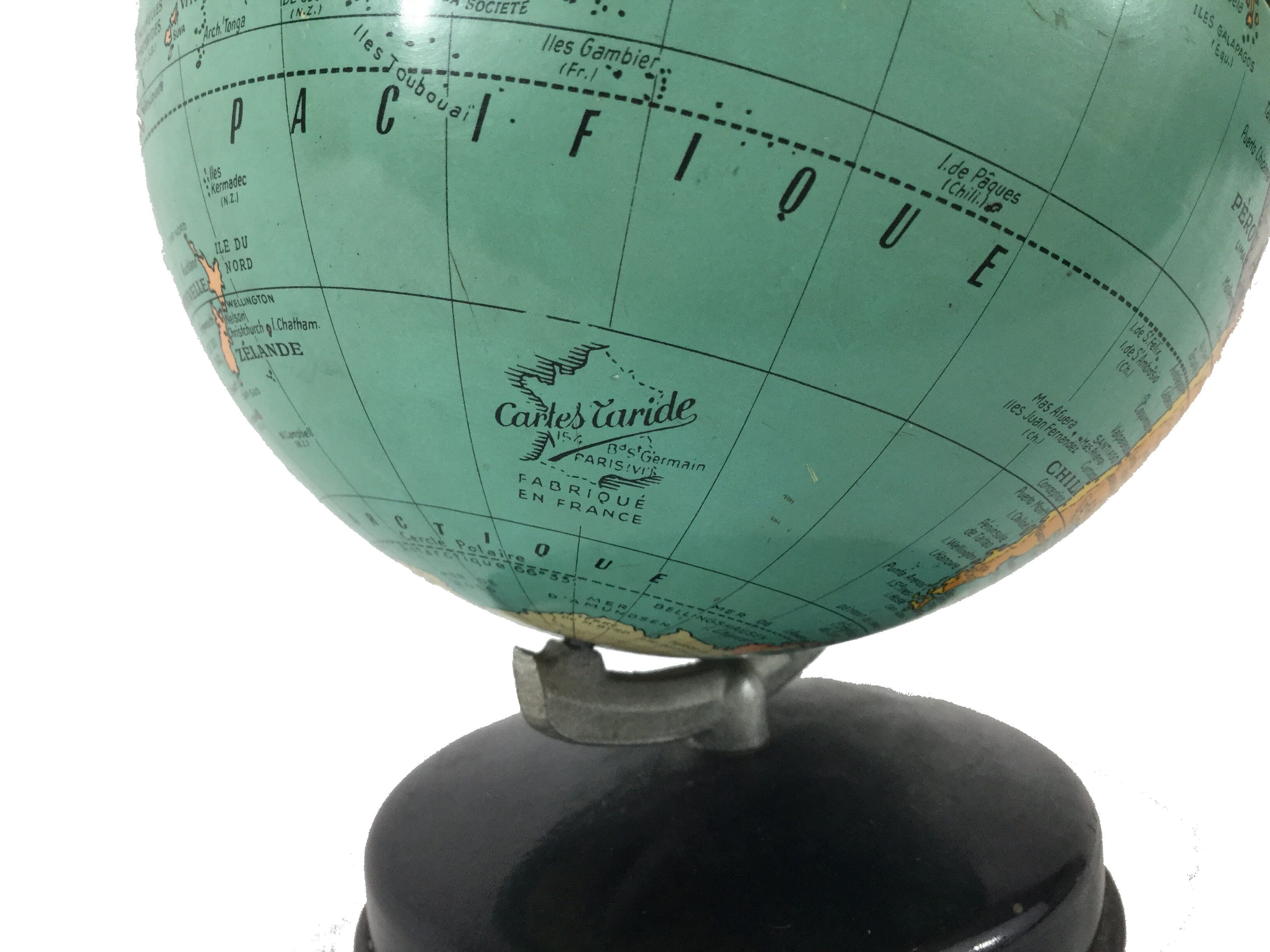 Globe terrestre en métal Taride