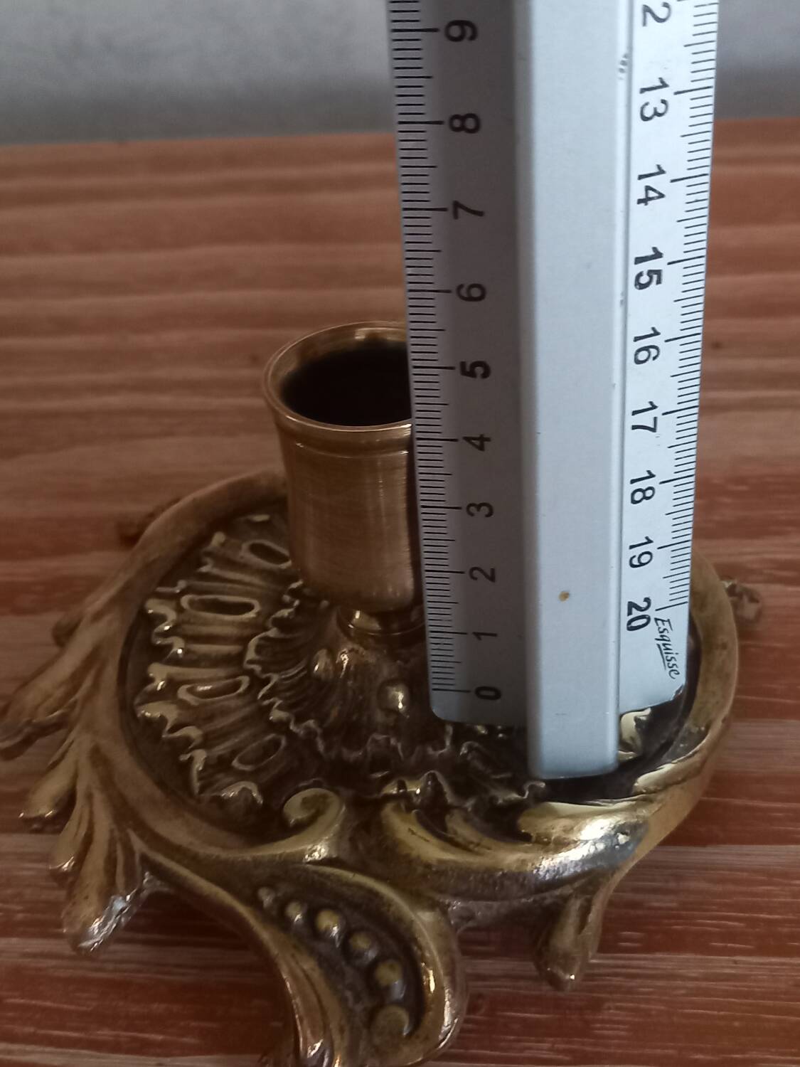 Rat tail candlestick