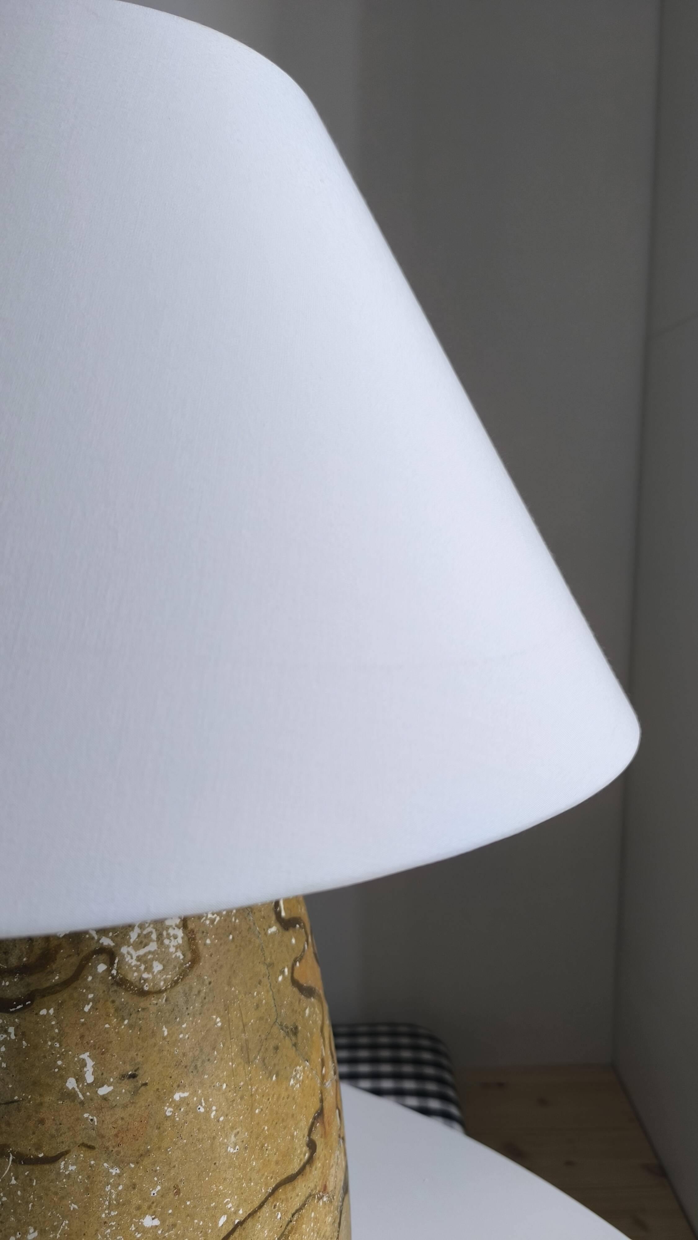 Lampe en faience vintage 1960