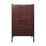 Scandinavian secretary