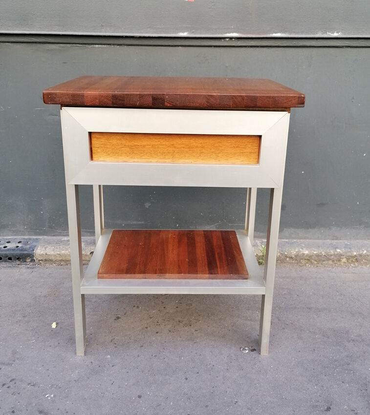 Pair of bedside tables made in italy, 1970