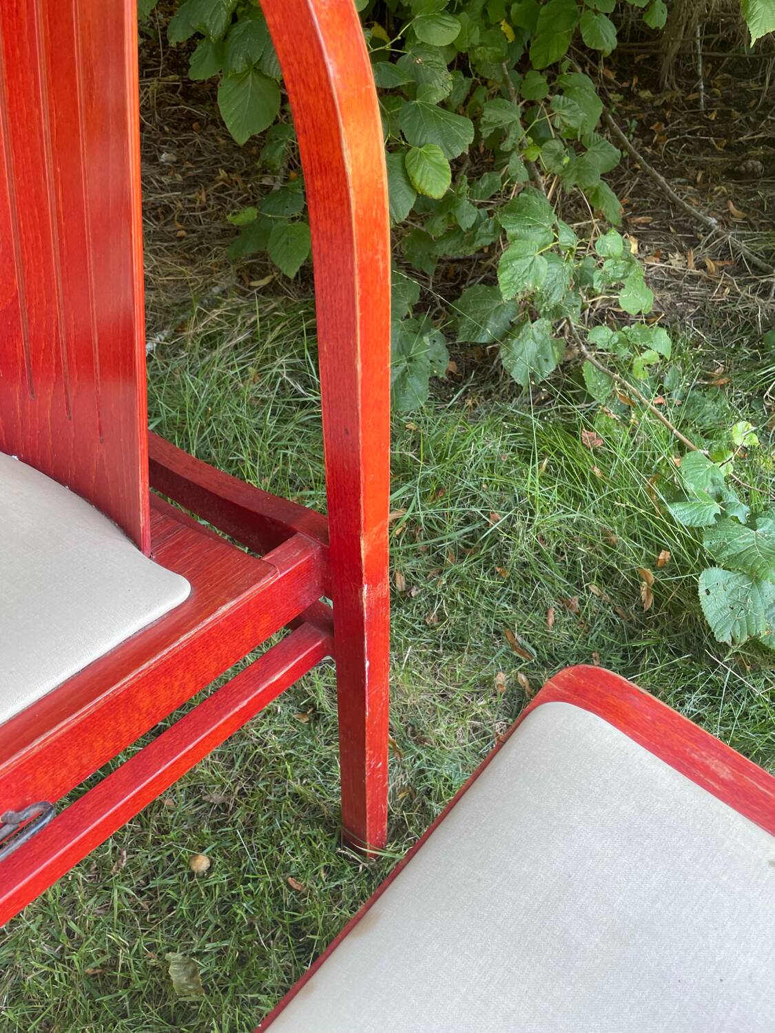 4 chaises bois rouge Baumann Argos