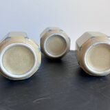Trio de tasses à facettes en grès – Artisanat vintage beige & bleu gris