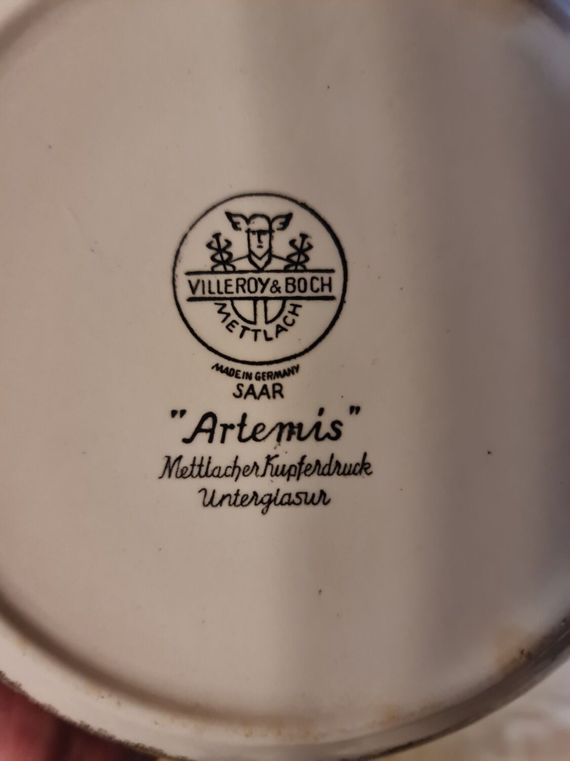 Villeroy & Boch Mettlach Artemis Hunter Dog Wild Boar Pot