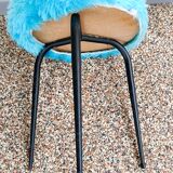 Tabouret moumoute bleue