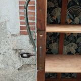 Parisian showcase cabinet year 30