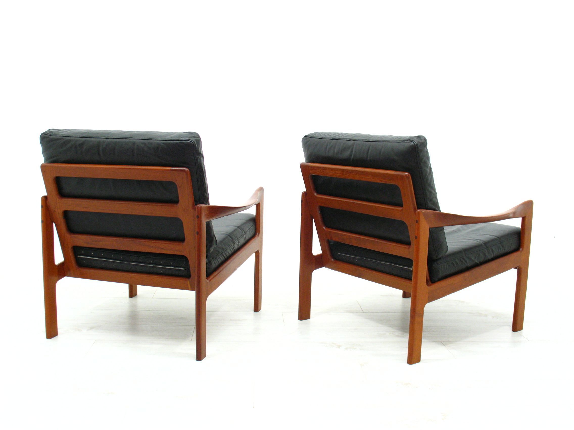 Lounge chairs by Illum Walkelsø for Niels Eilersen, 1960s