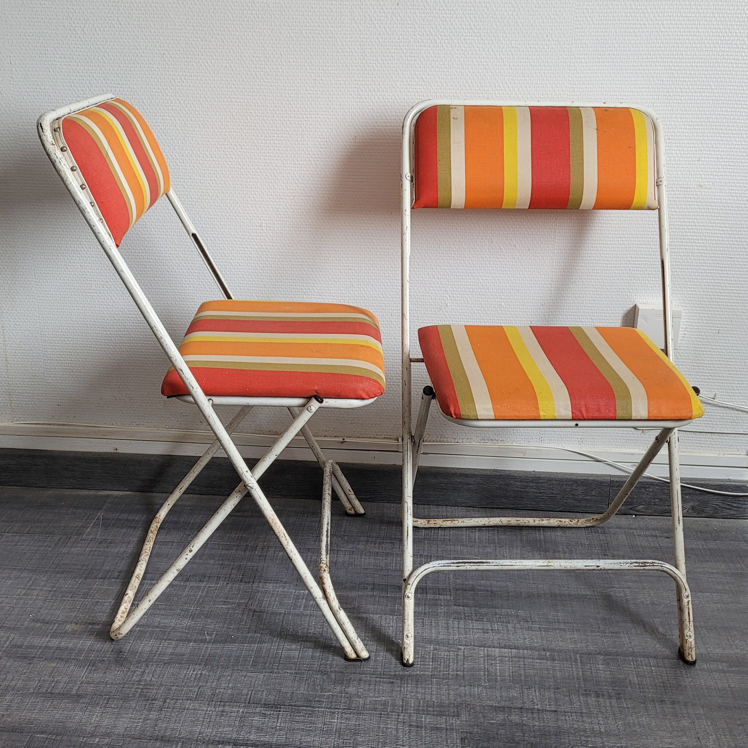 Vintage folding chair