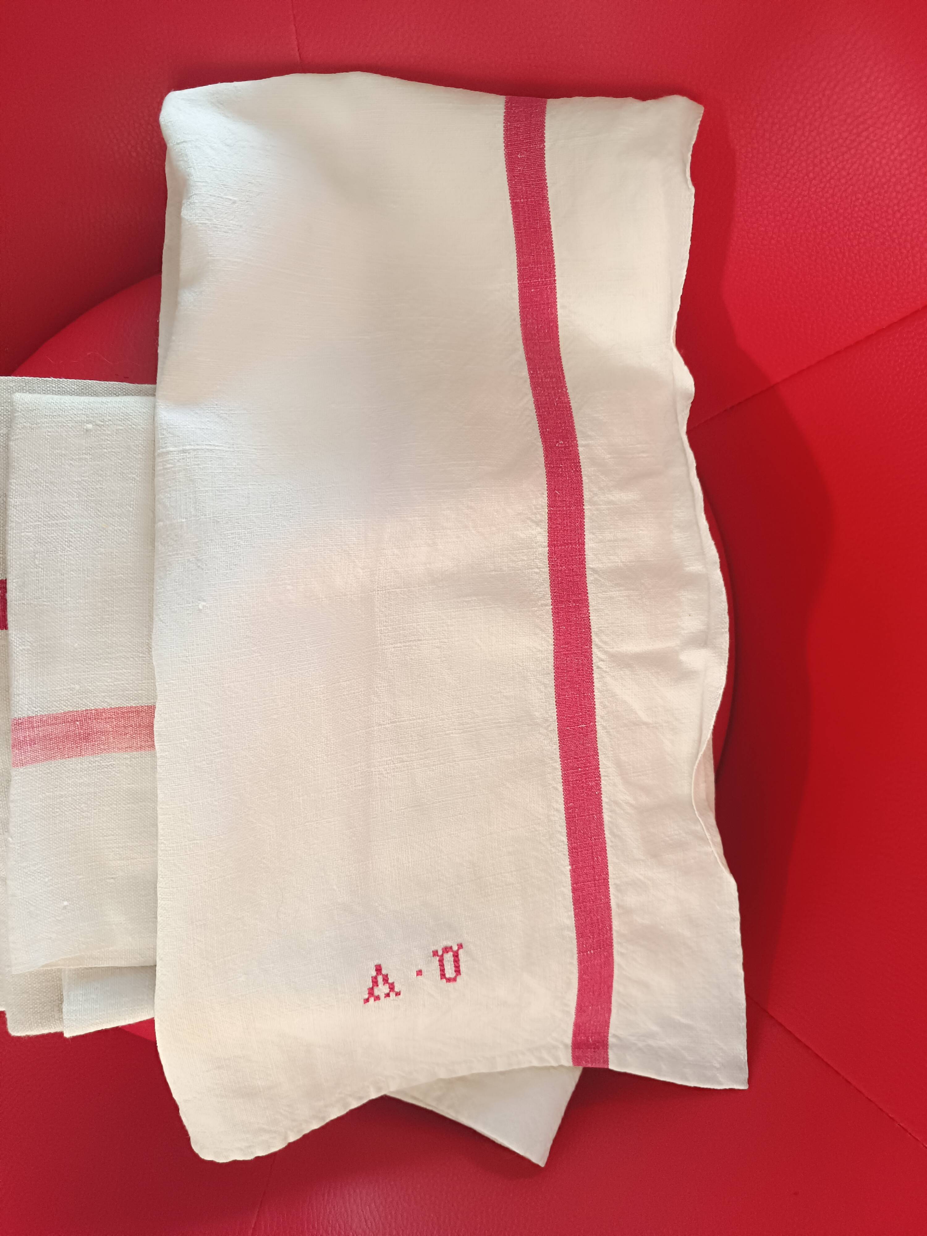 4 Linen tea towels. Red stripe.