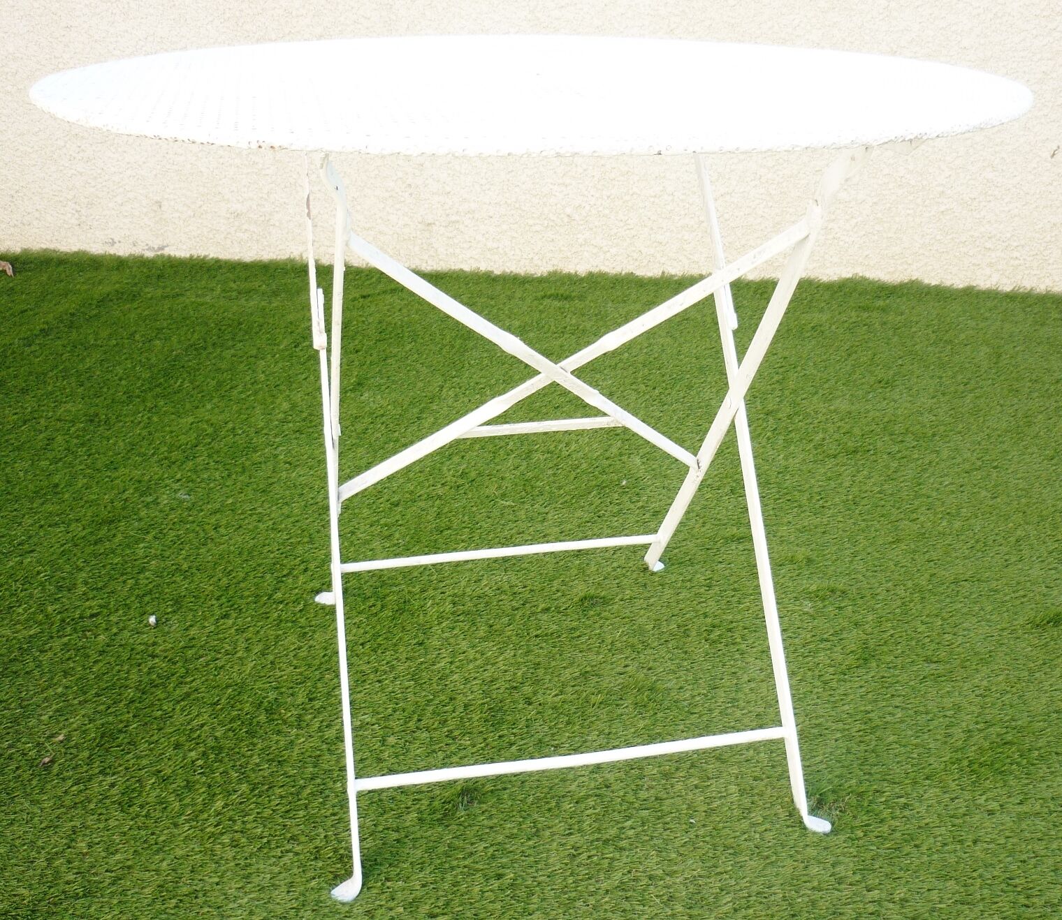 Table de jardin pliante, années 50, métal perforé