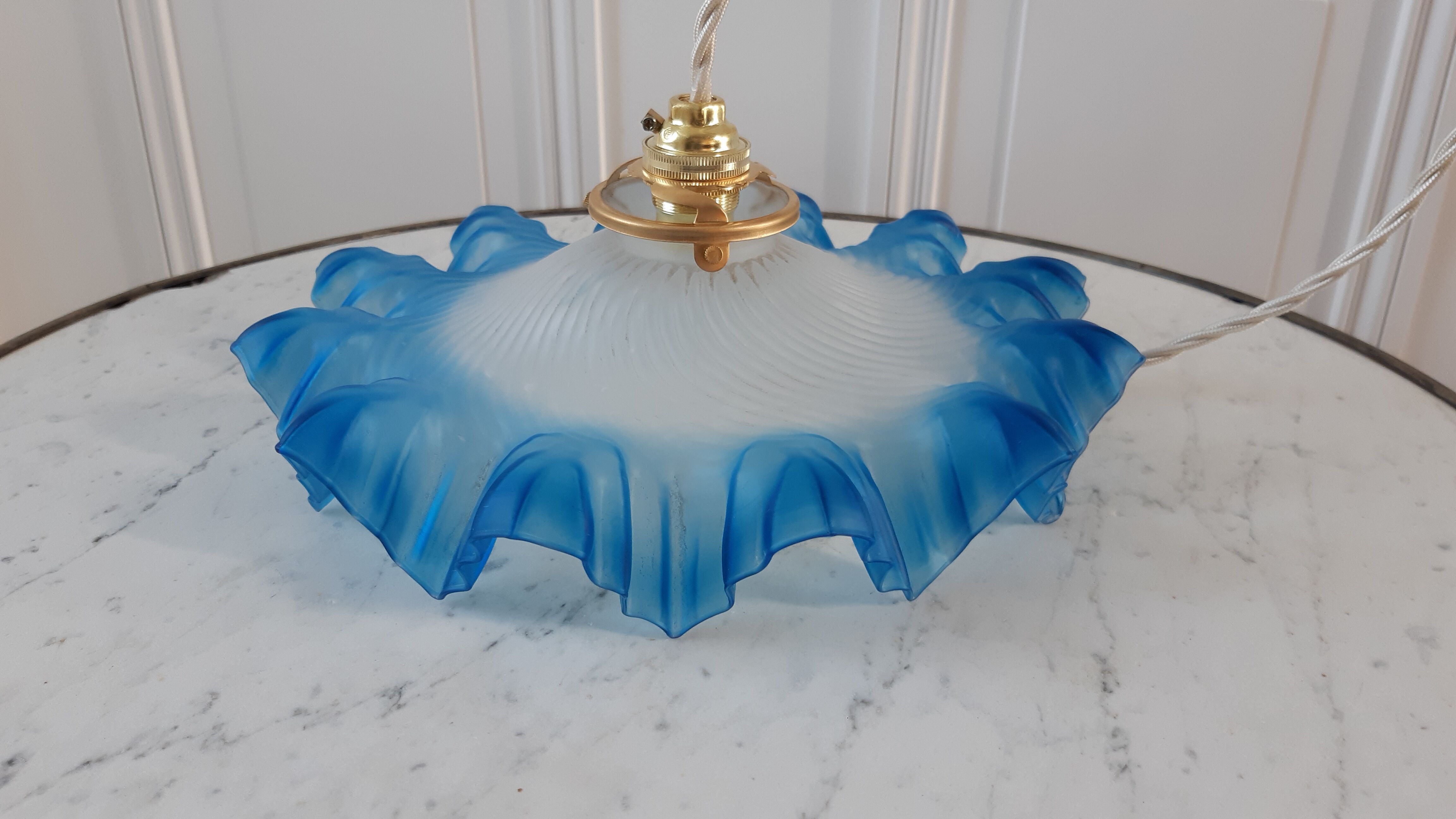 Serrated suspension in blue glass years 50-60