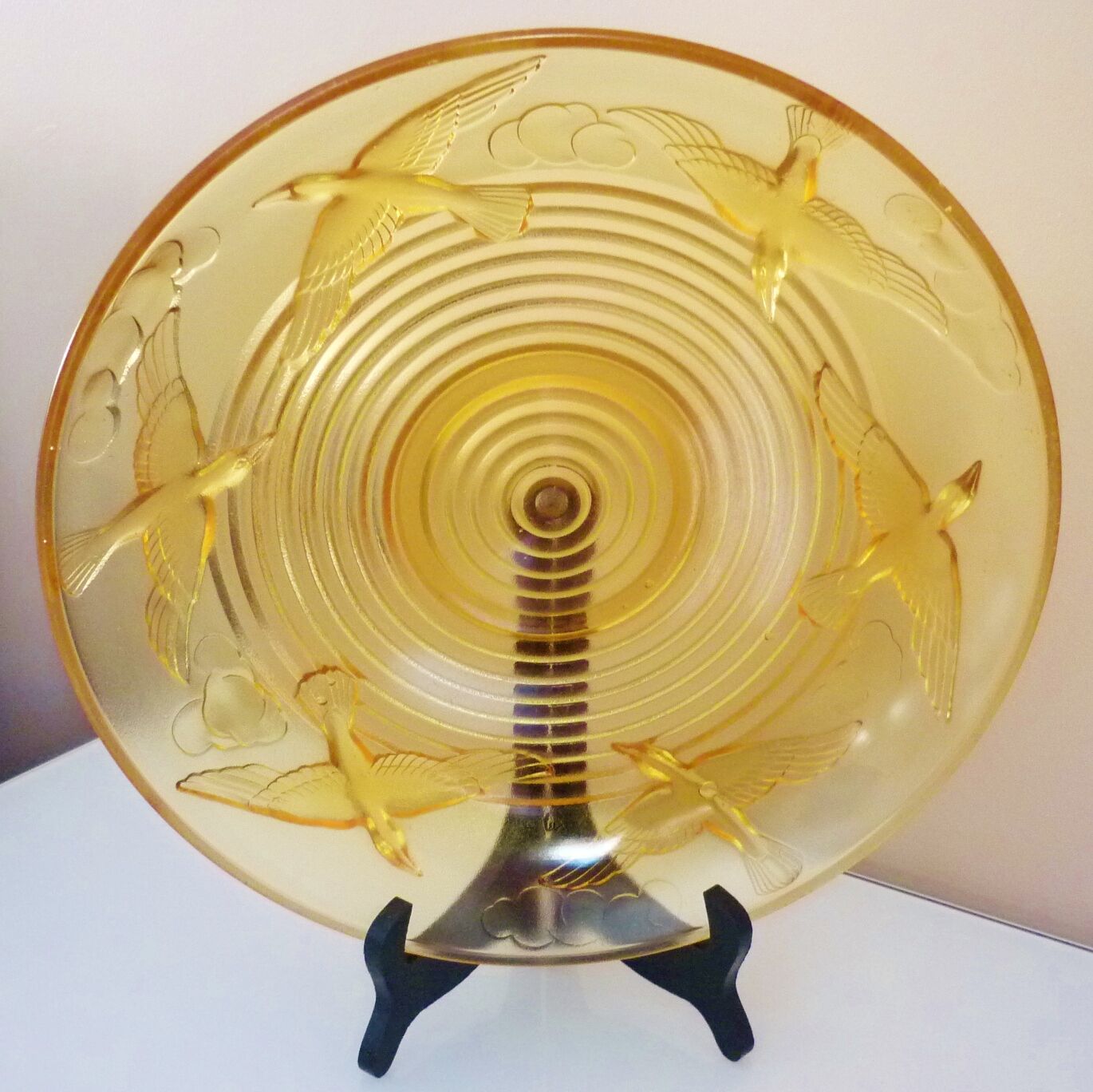 Cup, art deco centerpiece, 1930, pressed glass, molded, signed A.Miguel, albatross
