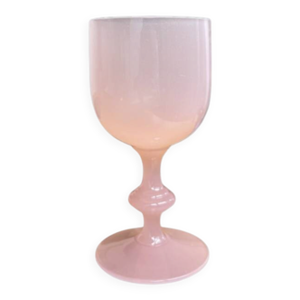 Decorative bowl in pink opaline