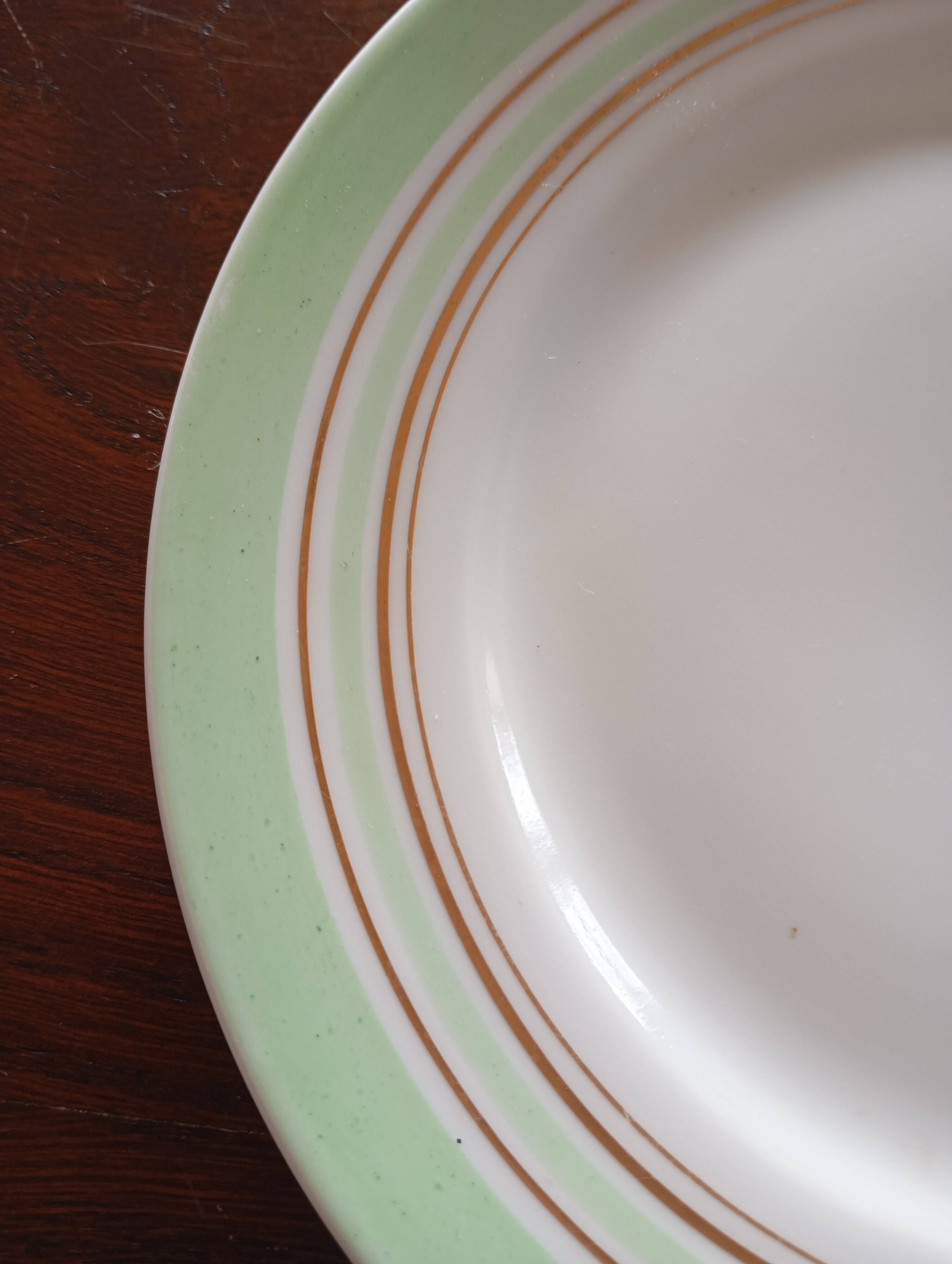 12 assiettes à dessert Descotte Reboisson & Barranger (D.R.B.) Limoges