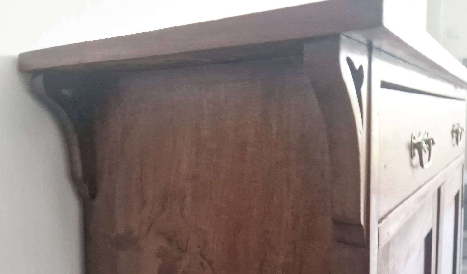 Antique mahogany sideboard signed Maple & Co, 19th century