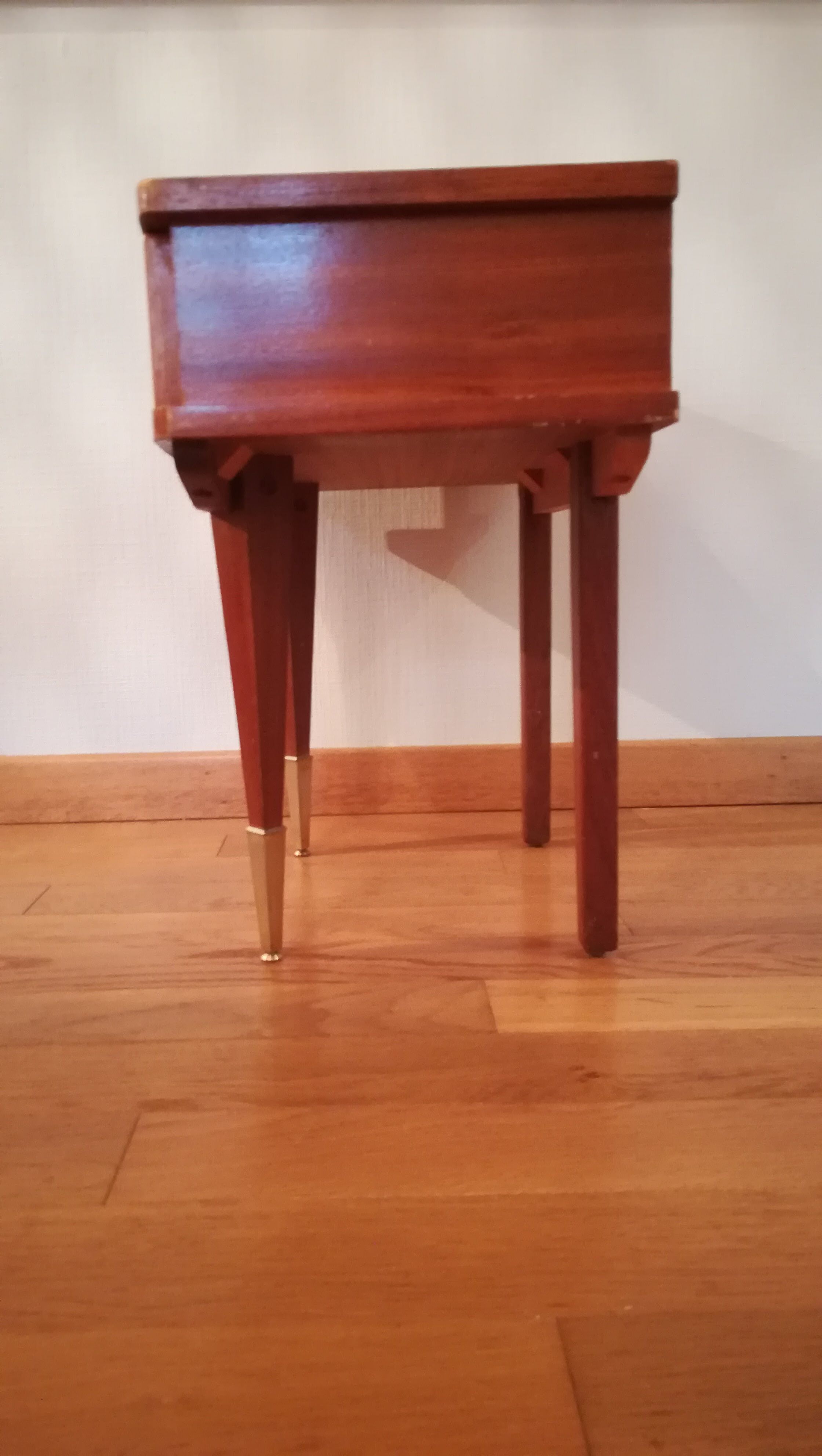 Bedside table