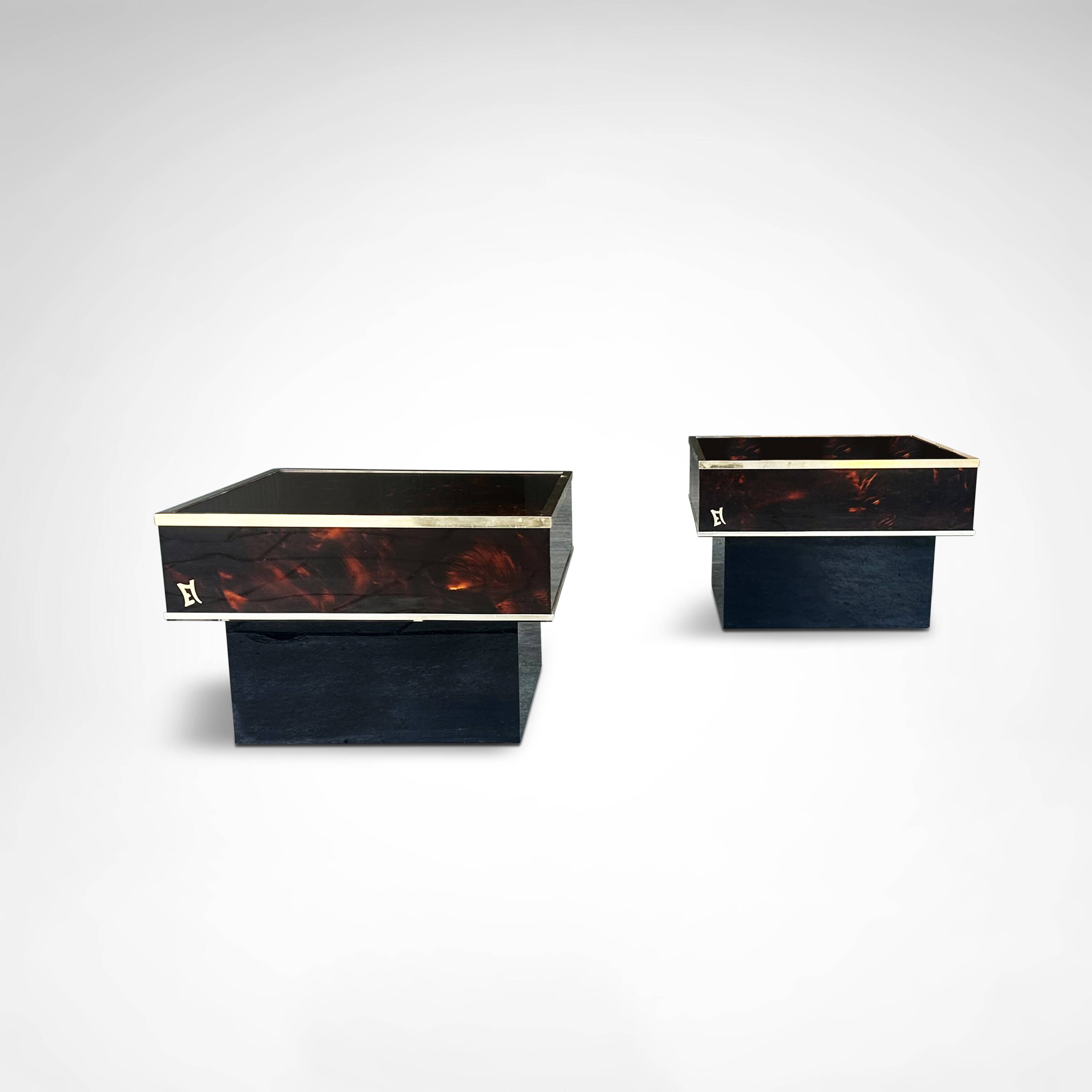 Coffee – and side tables in burl wood and plexiglass by Eric Maville 1980s