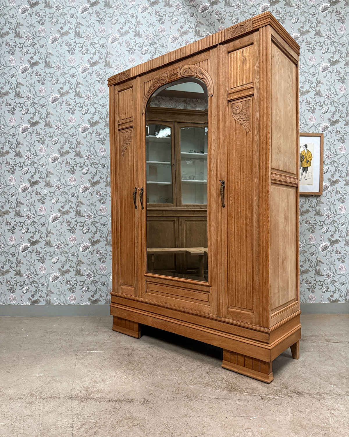 Art Deco oak wardrobe (renovated)