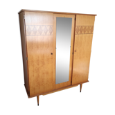 Scandinavian style wardrobe 3 doors