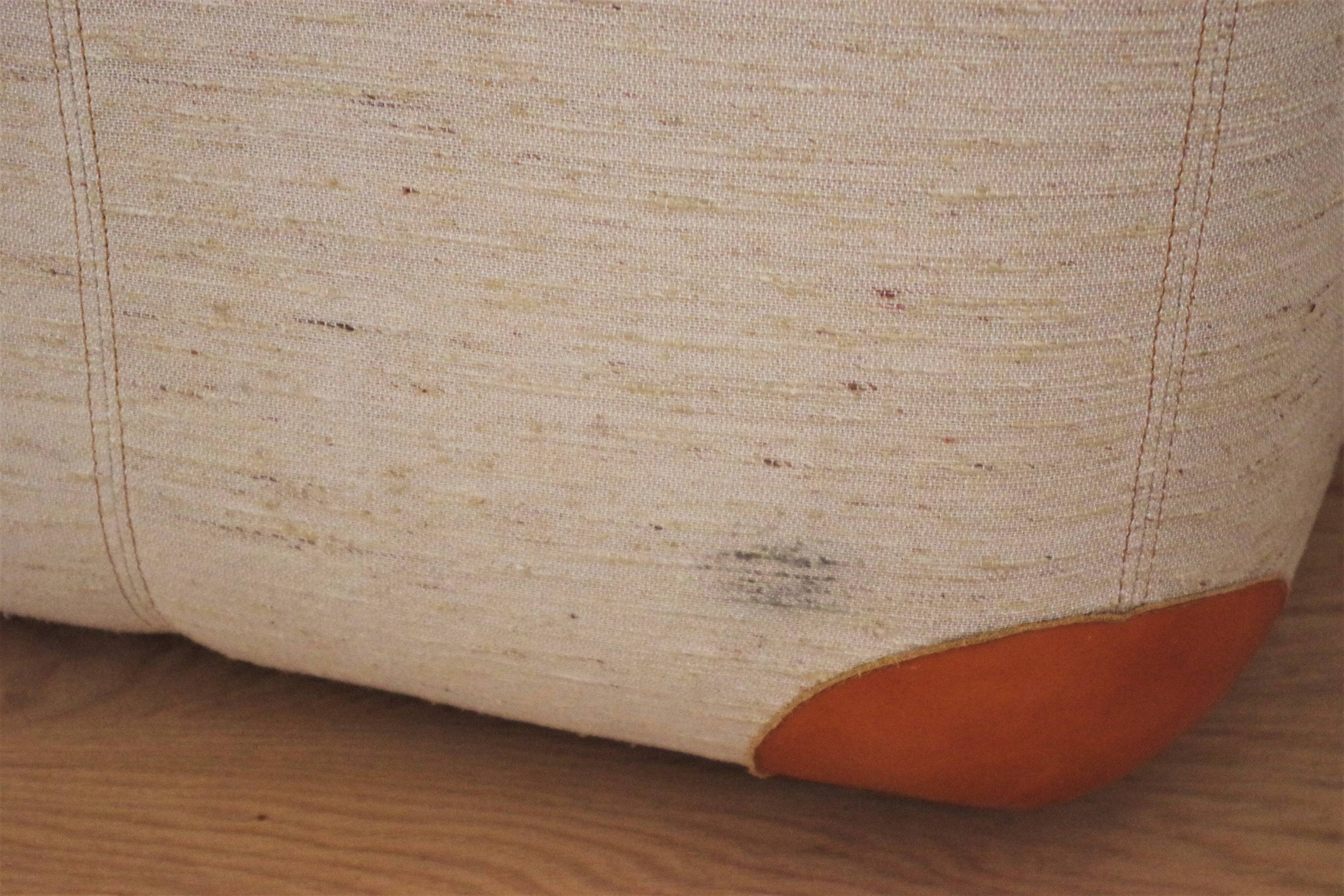 Swan armchairs, 1970s, set of 2