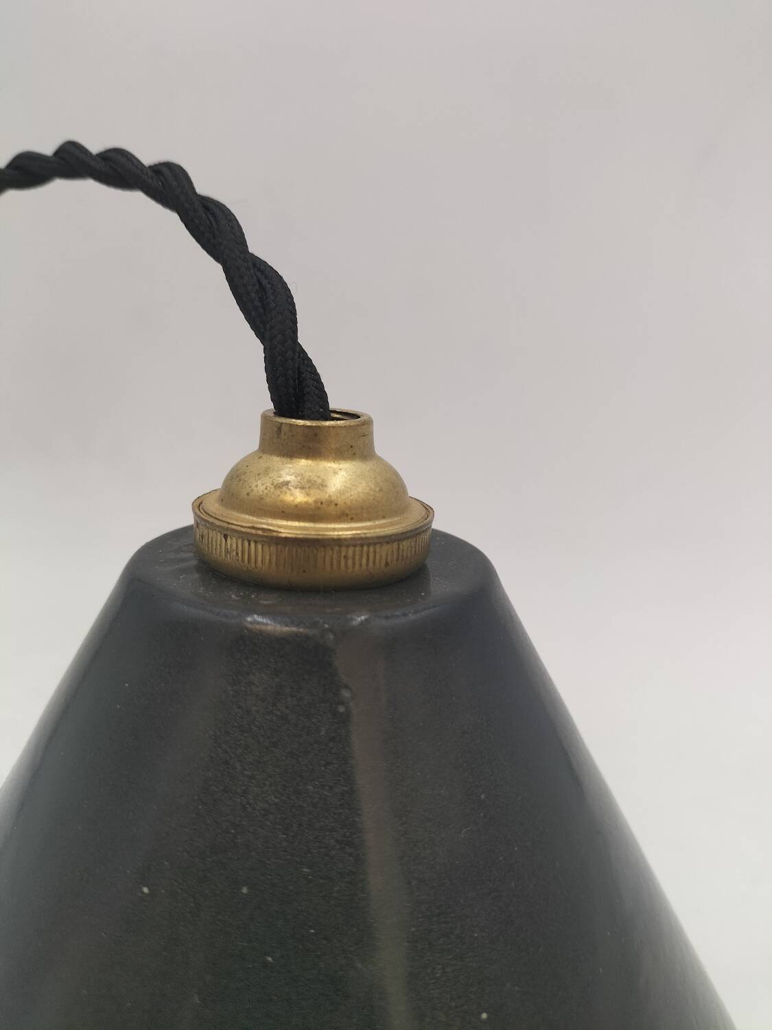 Enamelled sheet metal cone pendant light