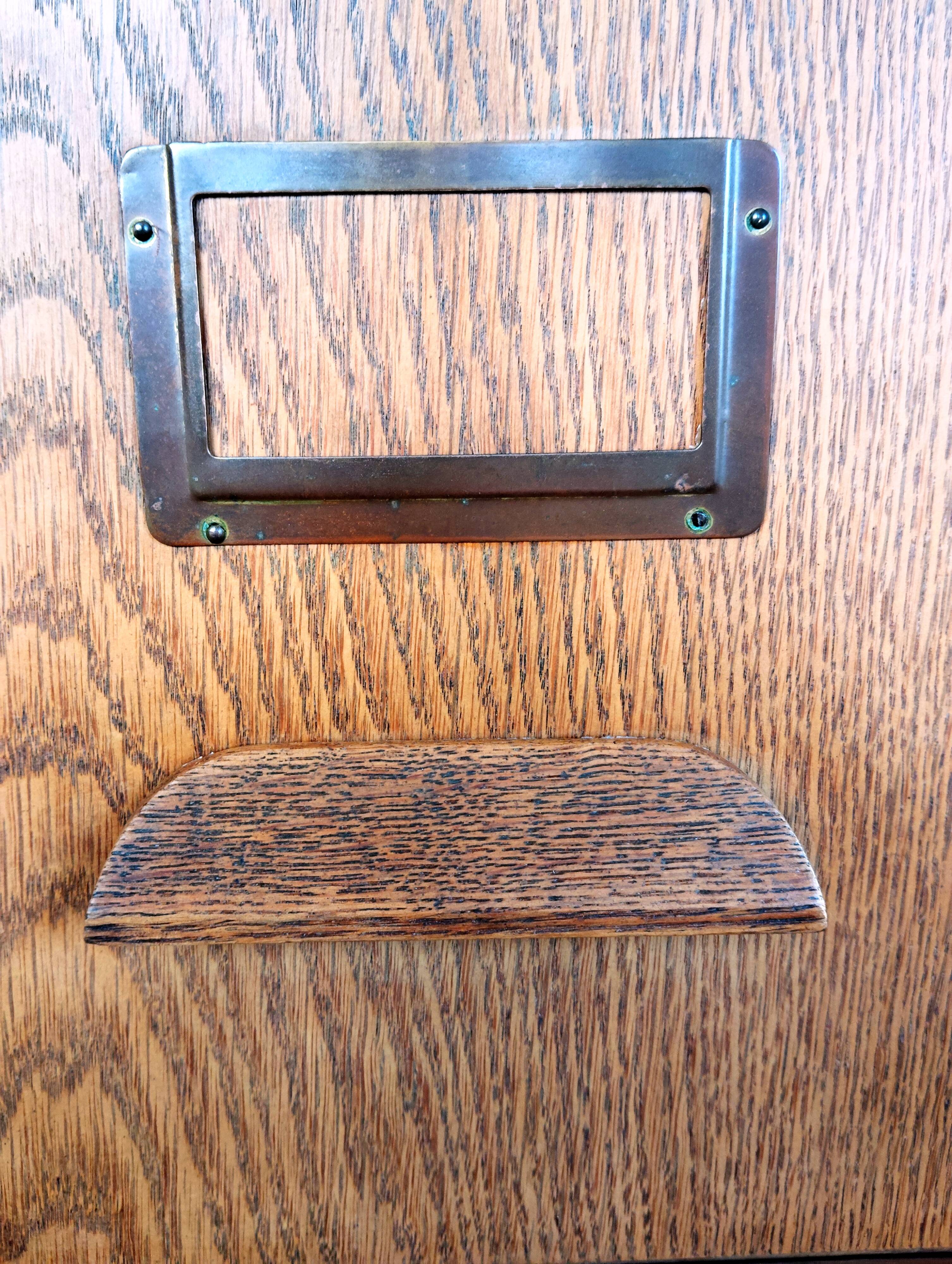 Filing cabinet - Storage furniture