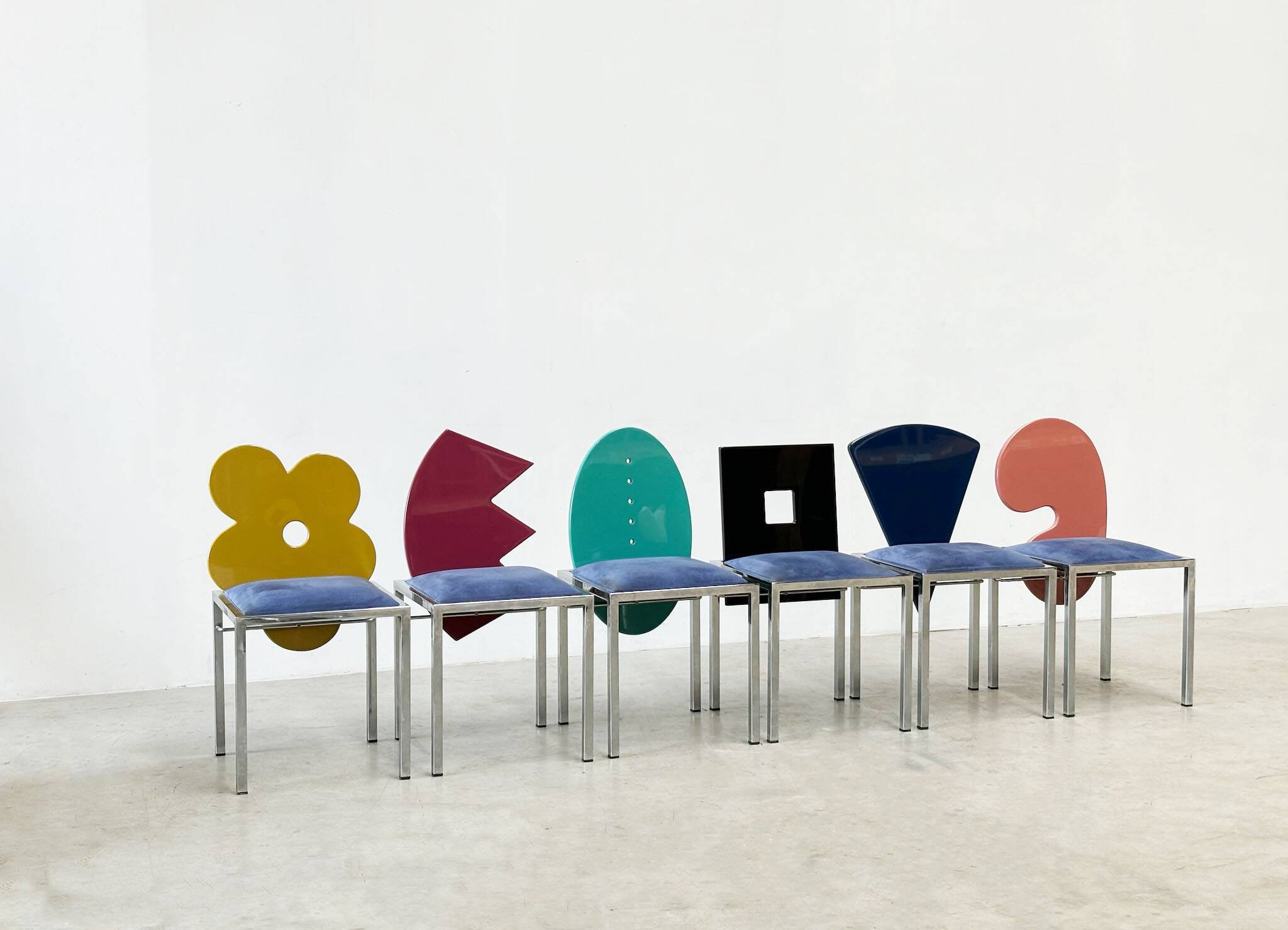 Set of 6 postmodern dining chairs by Salvati e Tresoldi for Omaggi / Saporiti