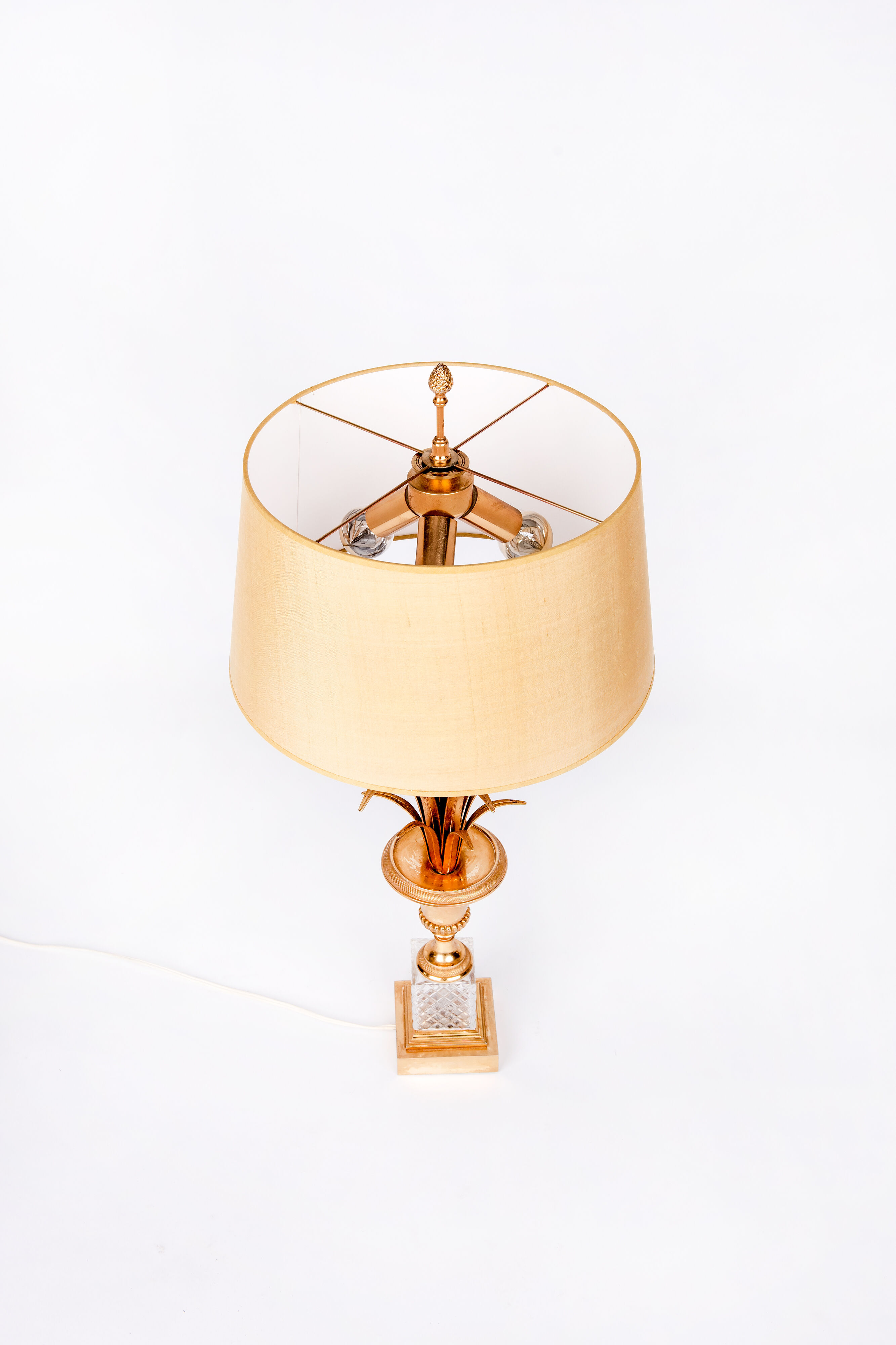 Brass table lamp