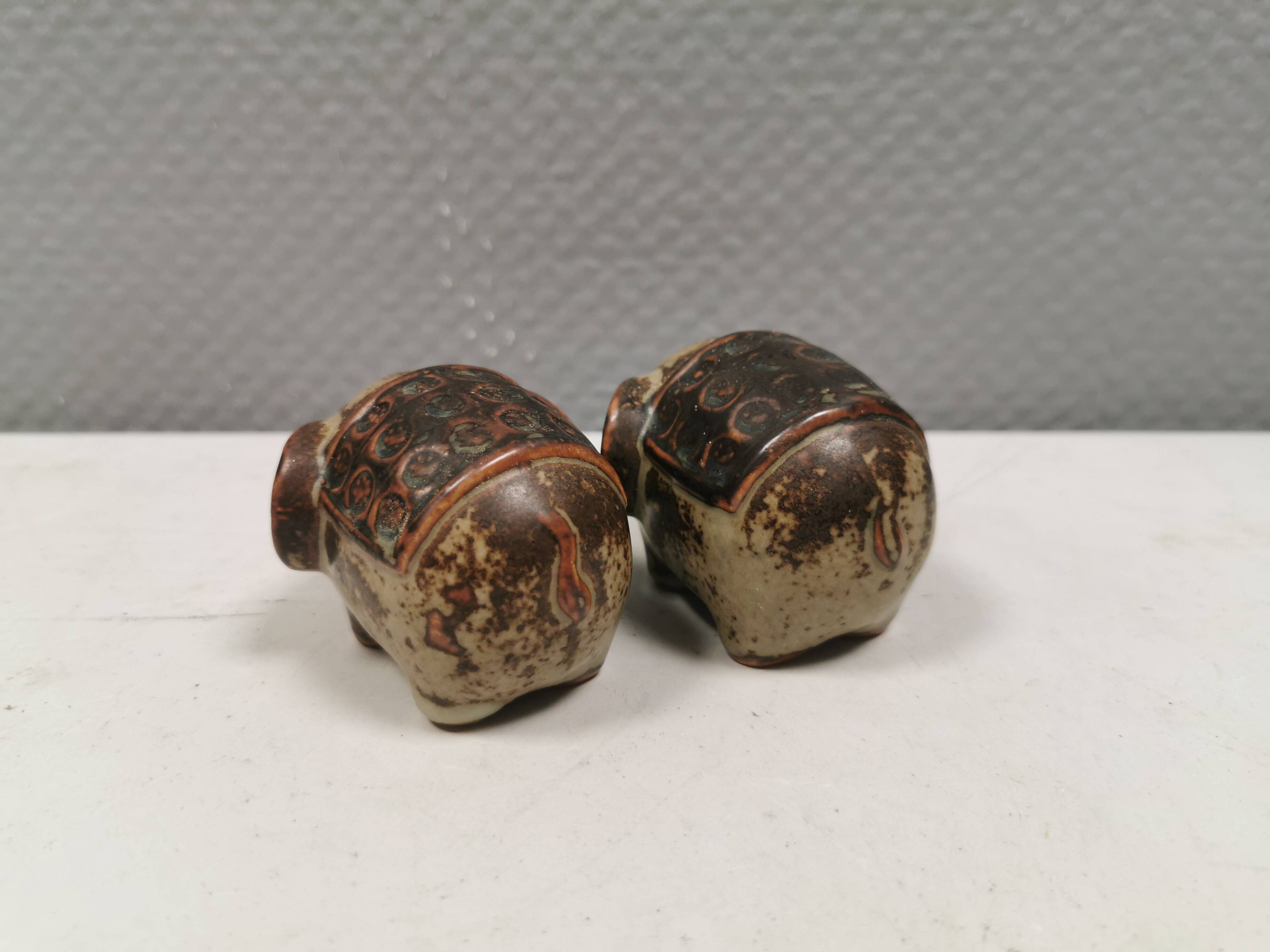 Ceramic elephants as a salt and pepper set made for Danish Søholm 1970-80s