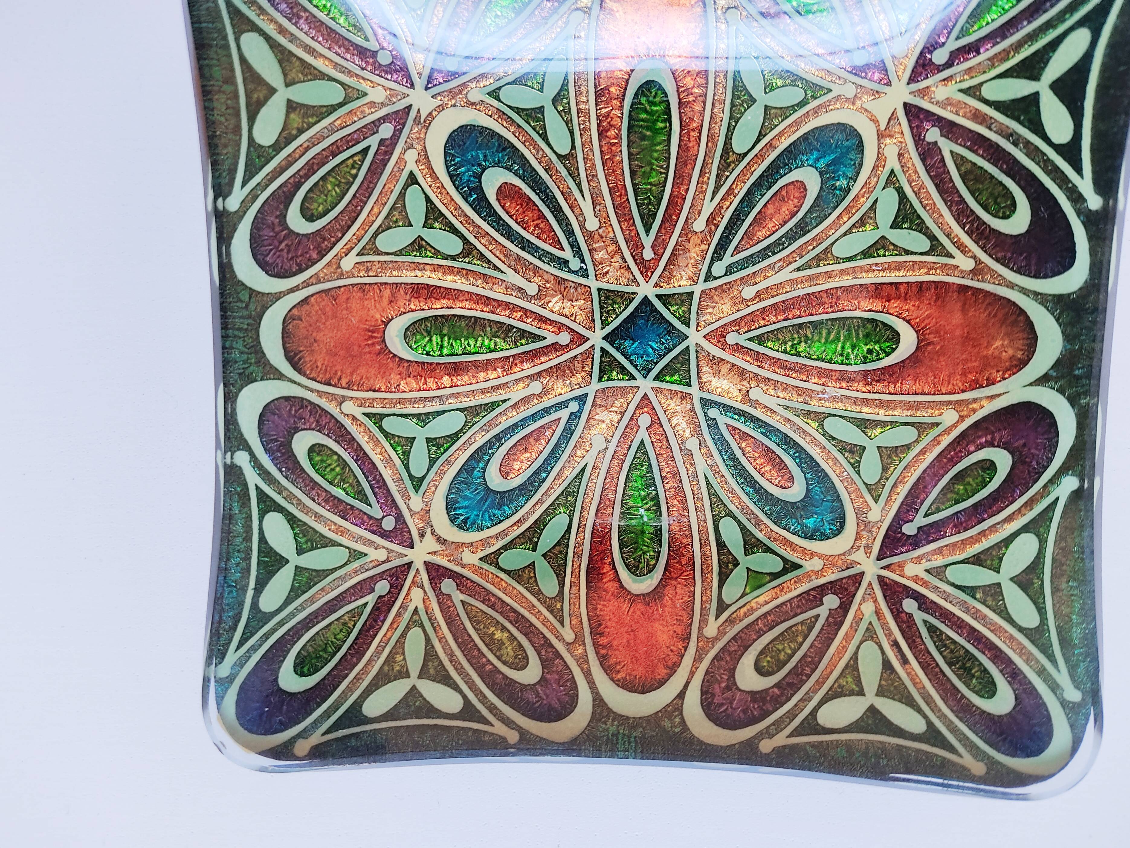 Empty pocket colored enamels