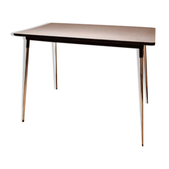 Formica table