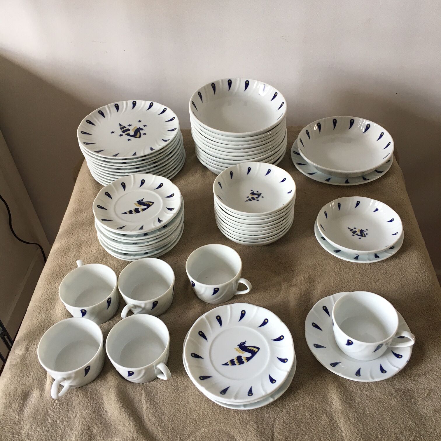 58 service pieces by Jean Picart le Doux for Air France