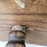 Rare Tabouret De Traite Ancien Tripode Bois Massif Sculpté Art Populaire
