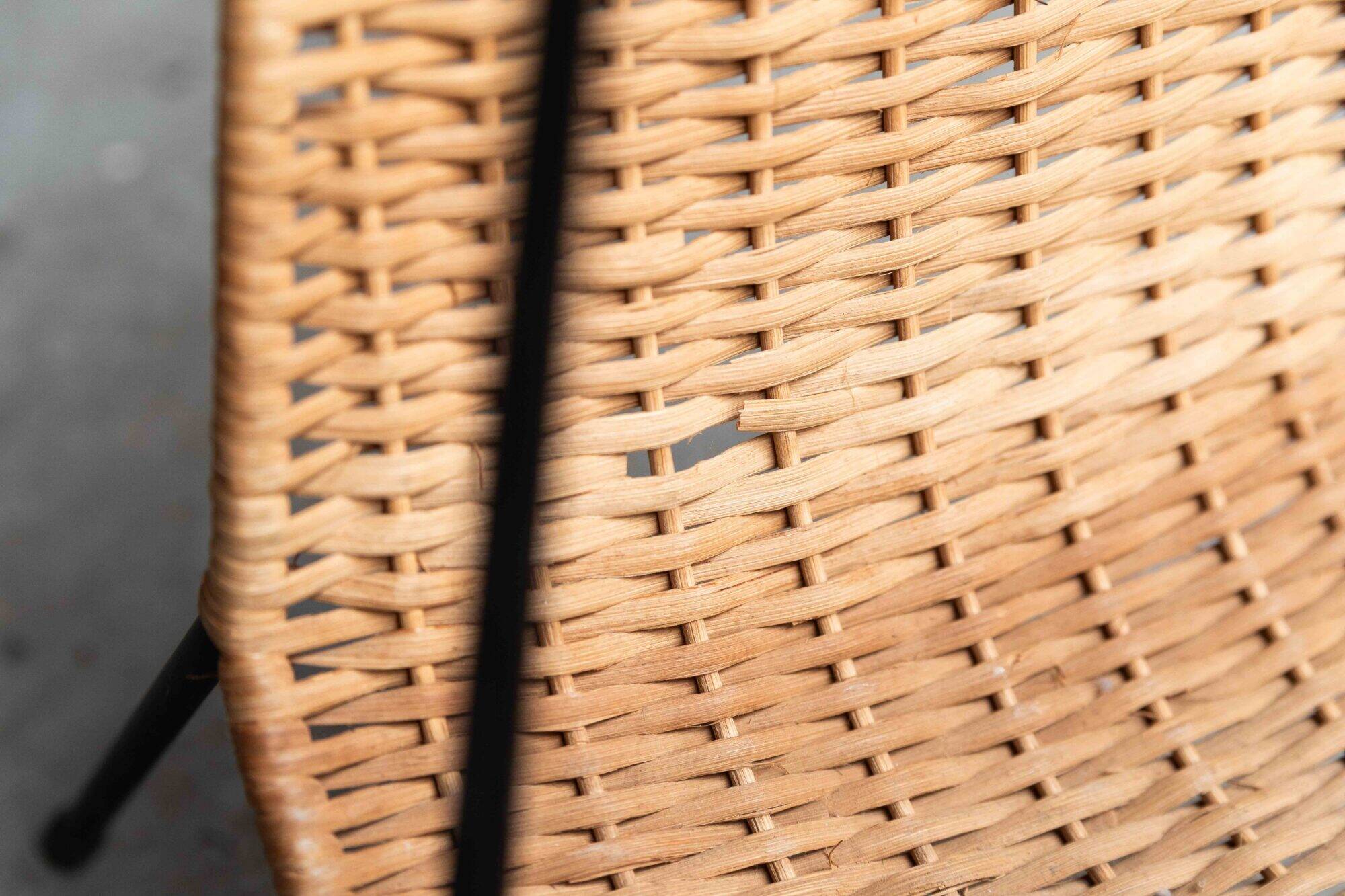 Magazine holder Danish design