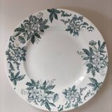 Porcelain plate St Amand