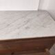 Commode ancienne en bois massif avec plateau en marbre blanc
