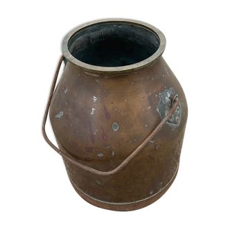 Copper pot