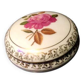 Candy or jewelry box in limoges porcelain with floral decor