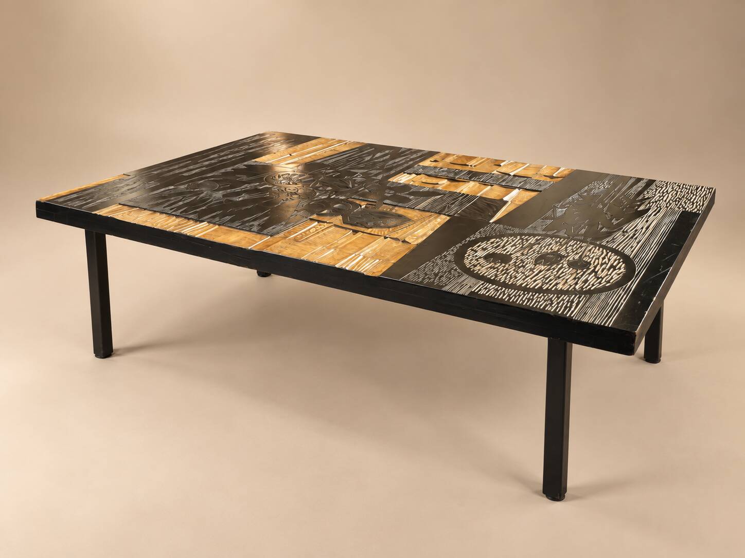 Coffee table wood - floral patterns - by victor cerrato