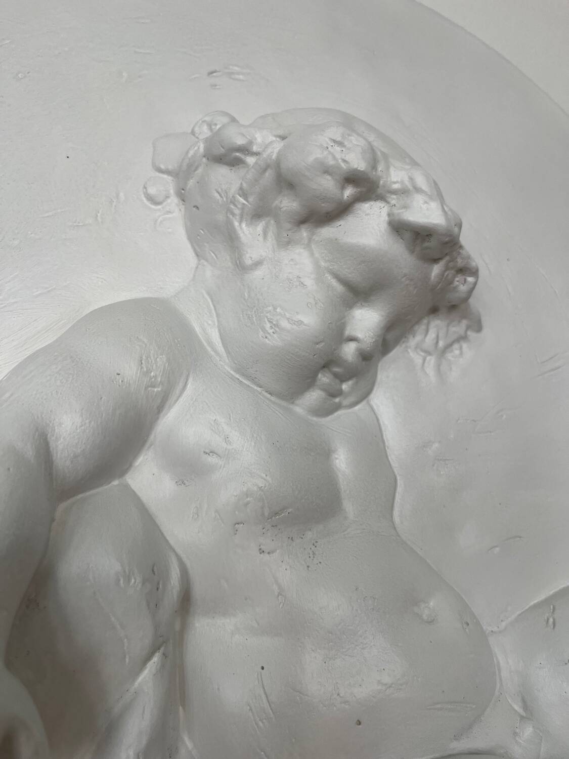 Bas relief sculpture plâtre mythologique « Faune » 