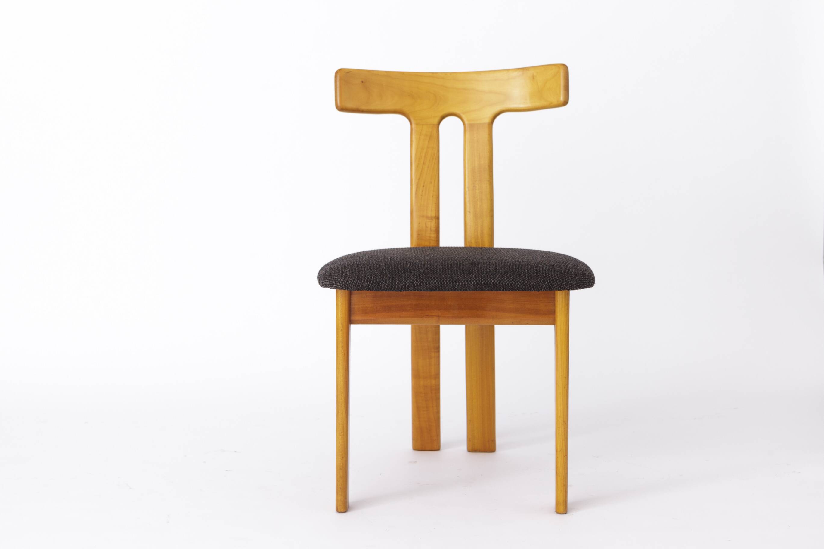 Set of 6 Danish 'T' shaped chairs – 1960s Mid-Century Modern Design