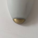Paire d'applique vintage, verre opalin et laiton, Suède 1970