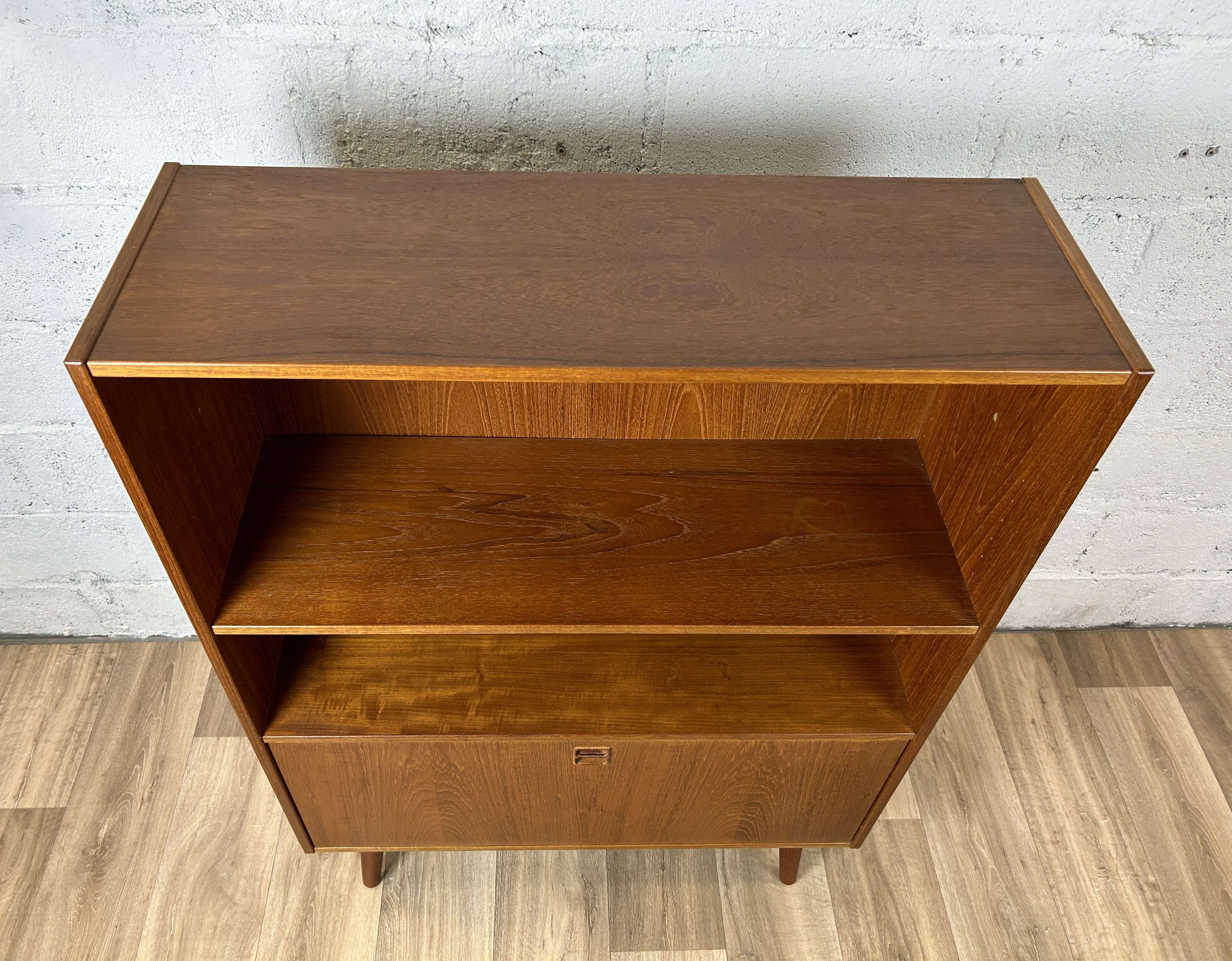 Vintage Scandinavian teak bookcase from Westergaards Mobelfabrik Silkeborg, 60s