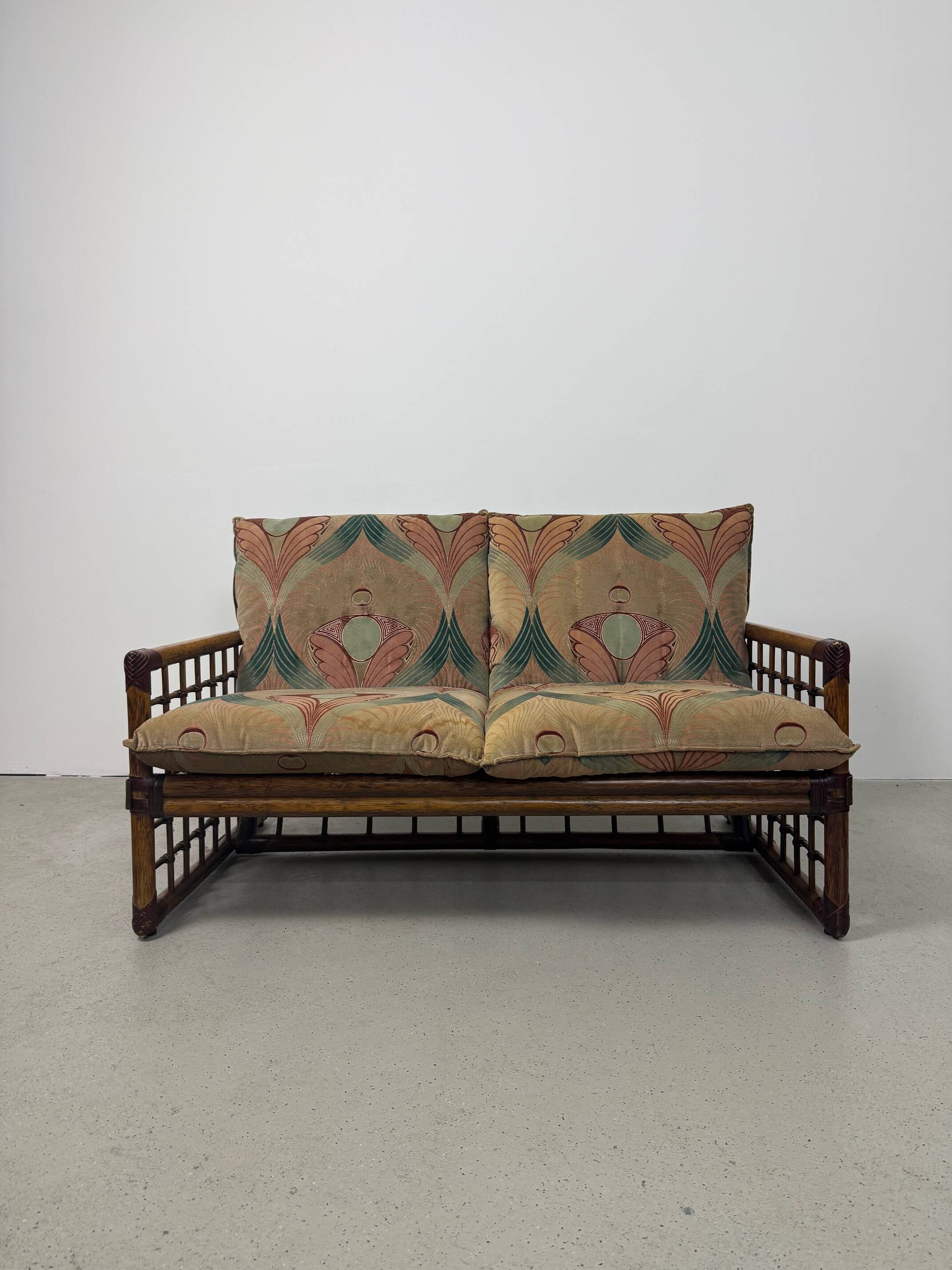 Canapé italien des années 1970 en bambou, rotin, laiton et tissu style Liberty