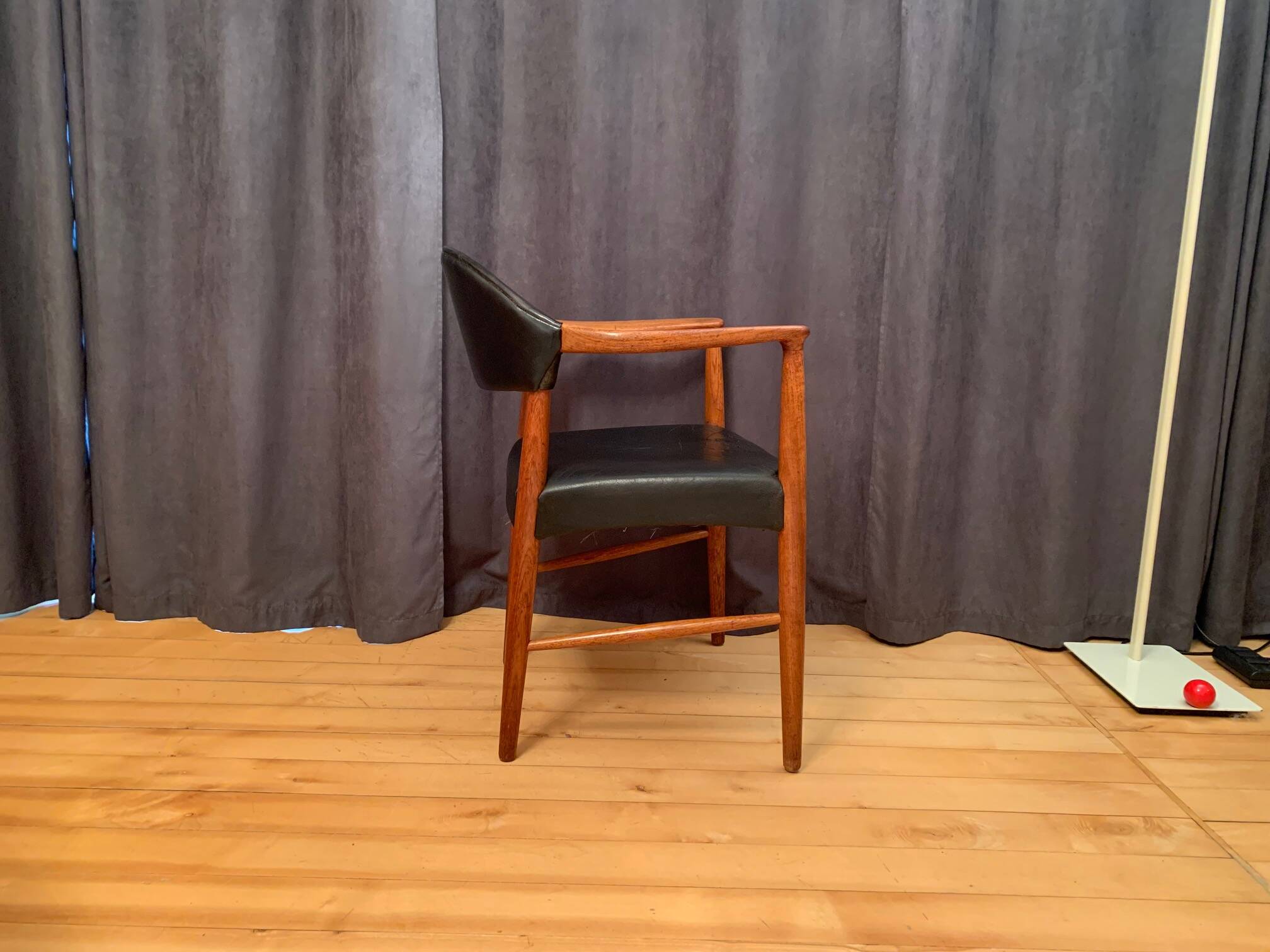 Armchair Model 223 designed by Kurt Olsen, Slagelse Mobelvaerk, Denmark, 1950s