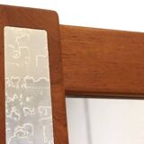 Teak spiegel met zilverkleurige accenten