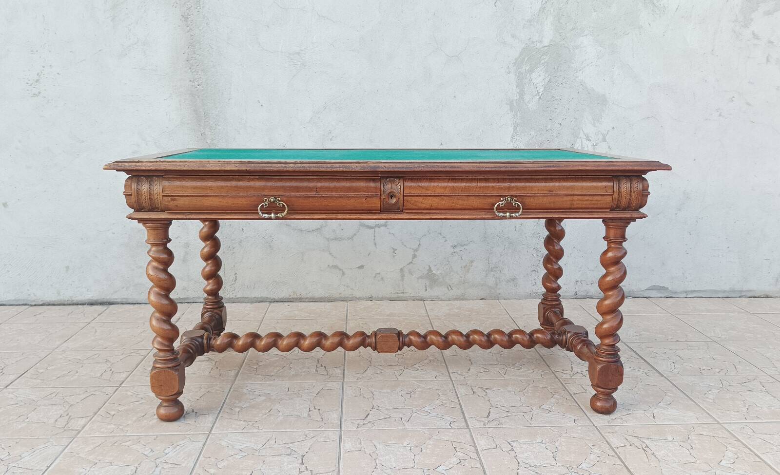 Louis XIII desk in walnut